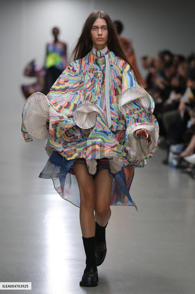 PFW - Anrealage Runway