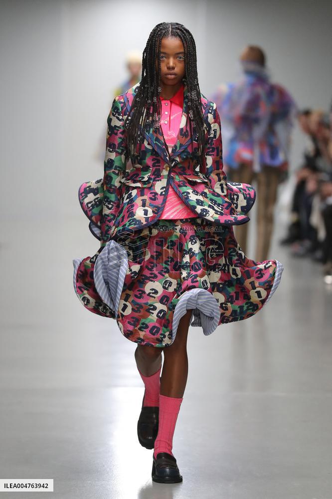 PFW - Anrealage Runway