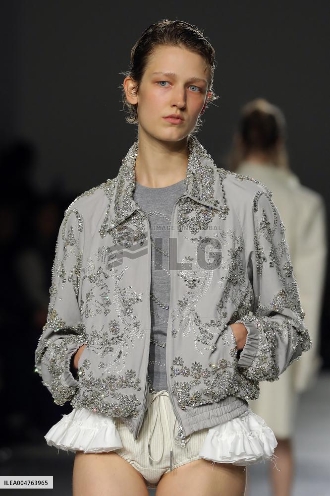 PFW - Dries Van Noten Runway