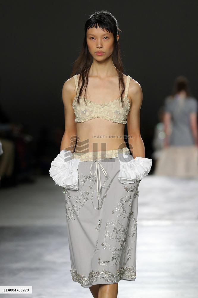 PFW - Dries Van Noten Runway