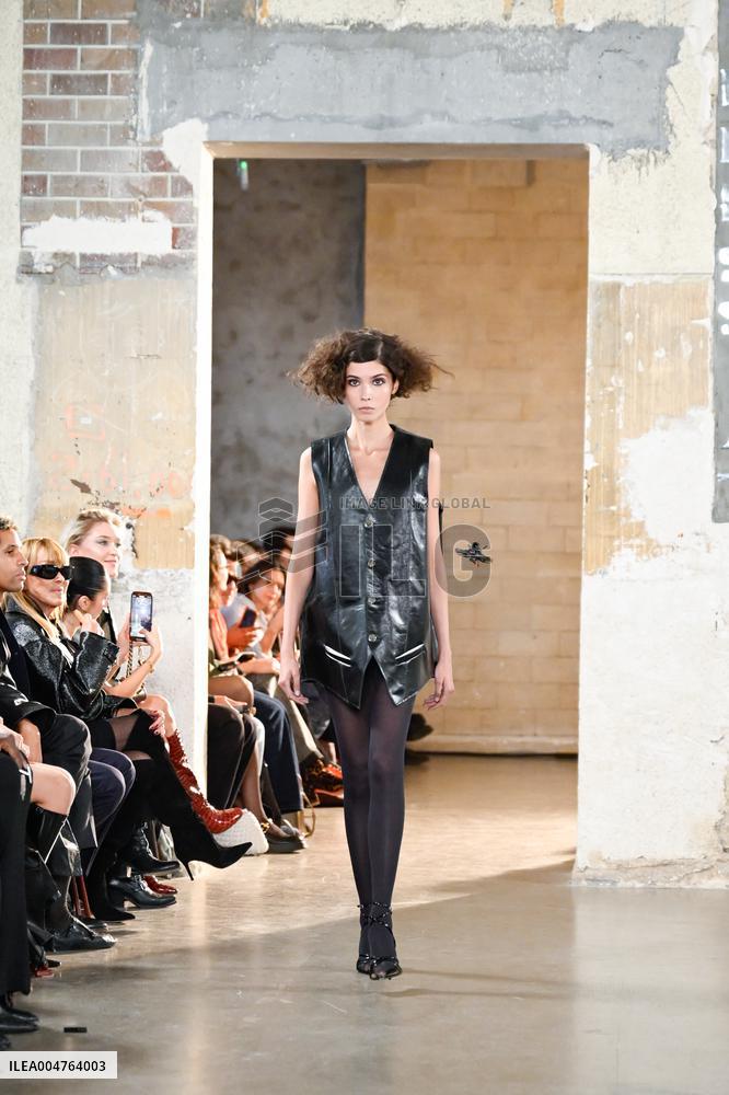 PFW - Pressiat Runway