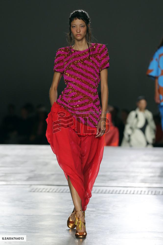 PFW - Dries Van Noten Runway