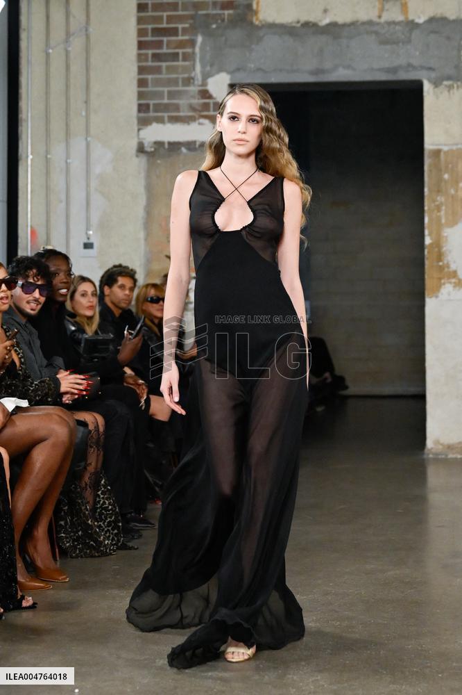 PFW - Pressiat Runway