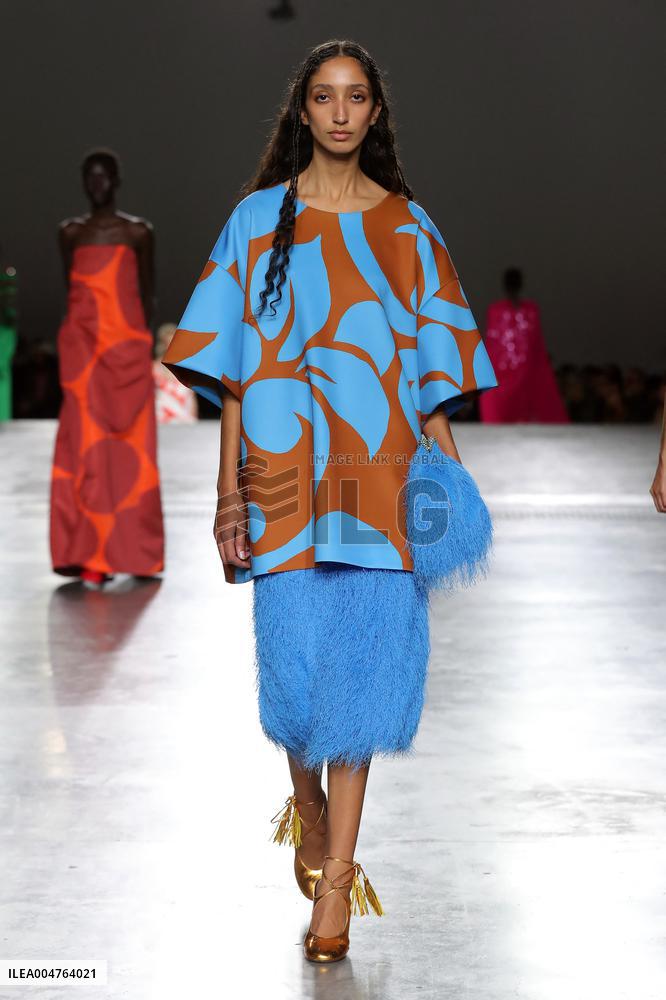 PFW - Dries Van Noten Runway