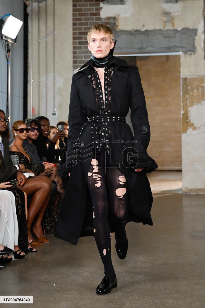 PFW - Pressiat Runway