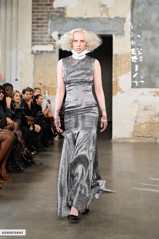 PFW - Pressiat Runway