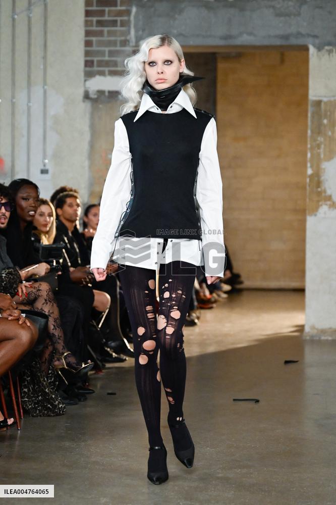 PFW - Pressiat Runway