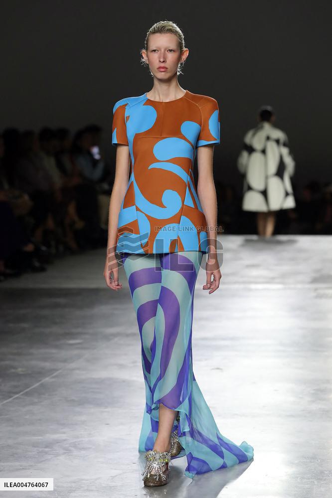 PFW - Dries Van Noten Runway