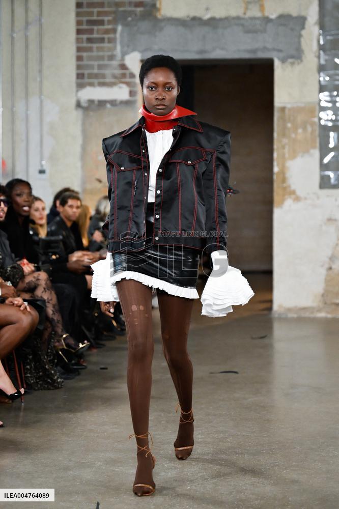 PFW - Pressiat Runway