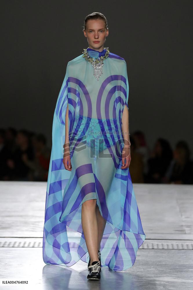 PFW - Dries Van Noten Runway