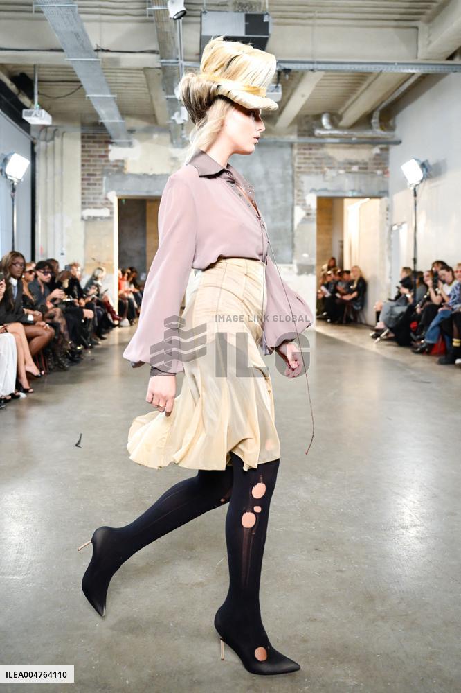 PFW - Pressiat Runway