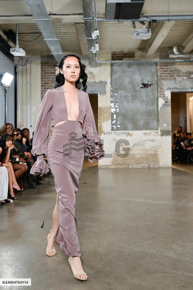 PFW - Pressiat Runway