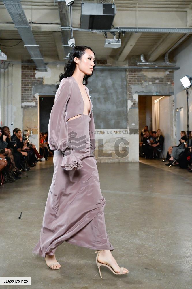 PFW - Pressiat Runway