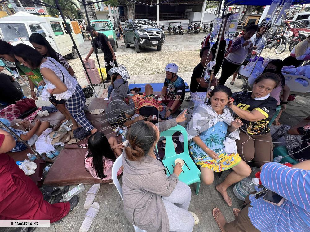 Earthquake in Philippines Kills Dozens