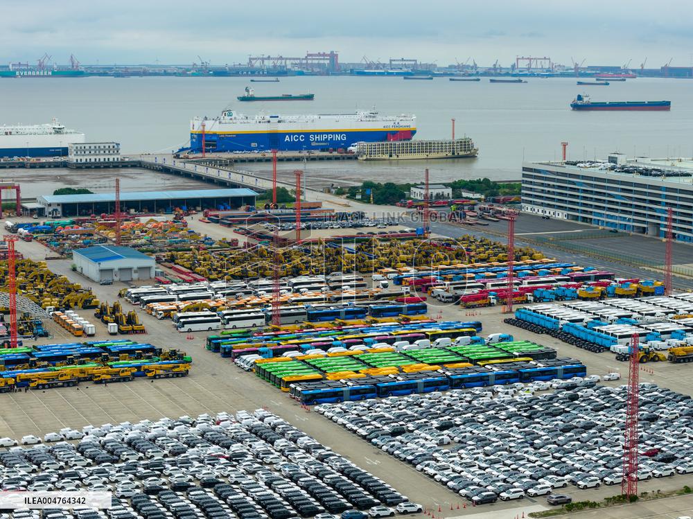 AICC FENGHUANG Roll on/Roll Off Ship Maiden Voyage