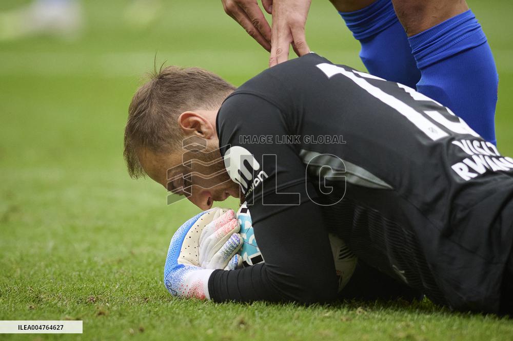La Liga - Atletico De Madrid v Real Madrid
