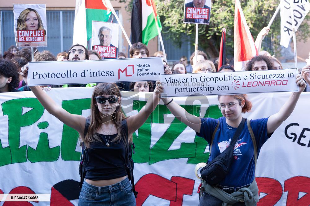 Students Demonstration to Support Palestine - Rome