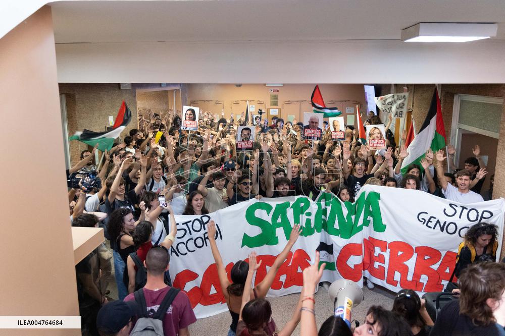 Students Demonstration to Support Palestine - Rome
