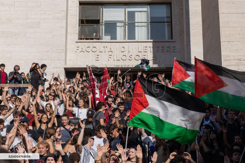 Students Demonstration to Support Palestine - Rome
