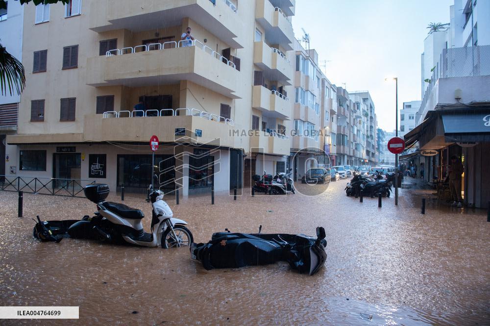 Rains Cause Road Cuts In Ibiza - Spain