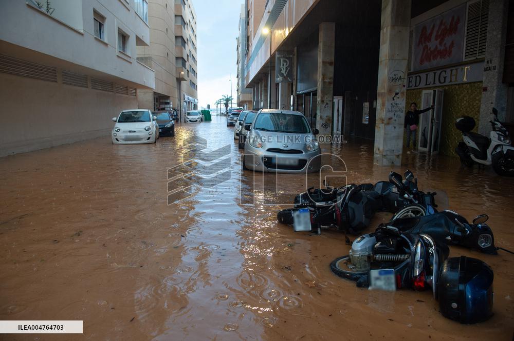 Rains Cause Road Cuts In Ibiza - Spain