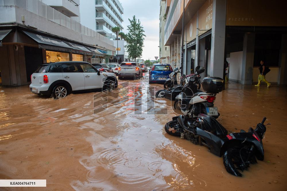 Rains Cause Road Cuts In Ibiza - Spain