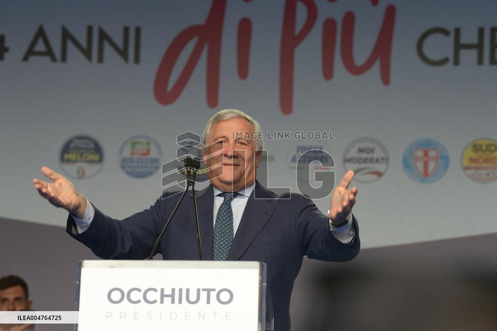 Giorgia Meloni Attends Regional Elections In Lamezia Terme - Italy