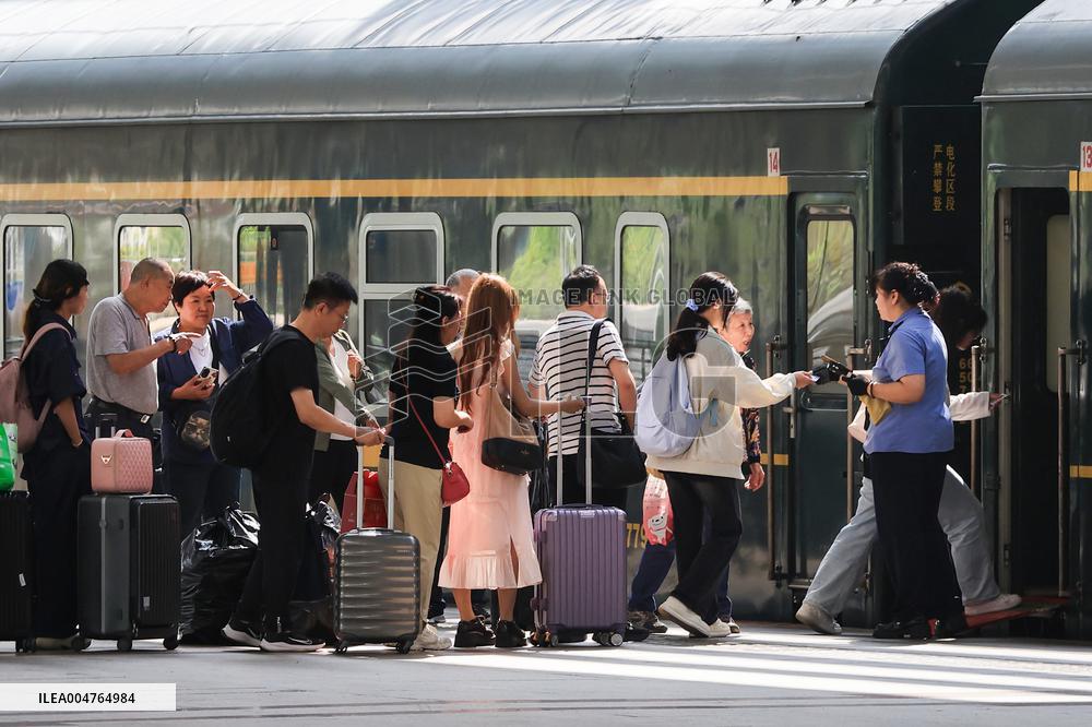 Railway Travel Peak During The National Day Holiday