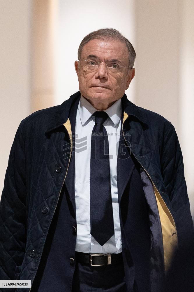 Former Casino CEO trial for stock price manipulation and corruption - Paris