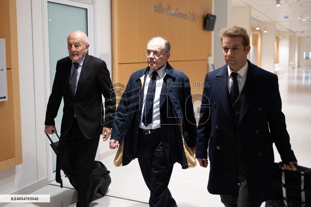 Former Casino CEO trial for stock price manipulation and corruption - Paris