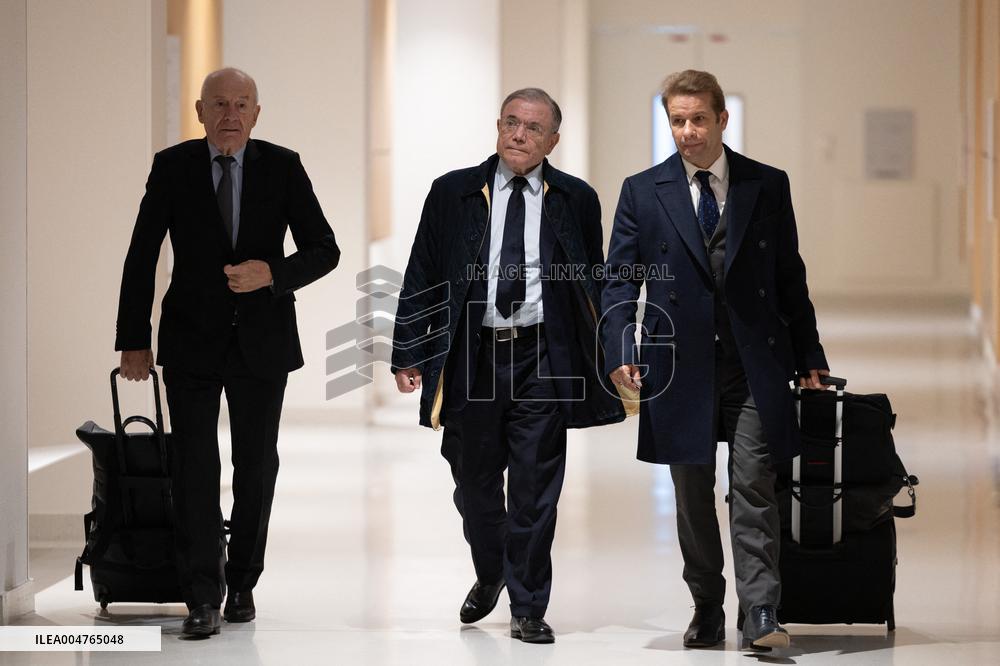 Former Casino CEO trial for stock price manipulation and corruption - Paris