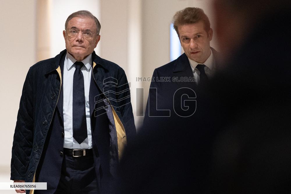 Former Casino CEO trial for stock price manipulation and corruption - Paris