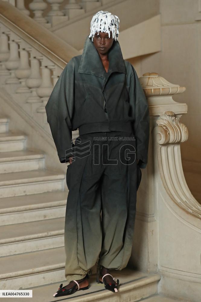 PFW - Maitrepierre Runway