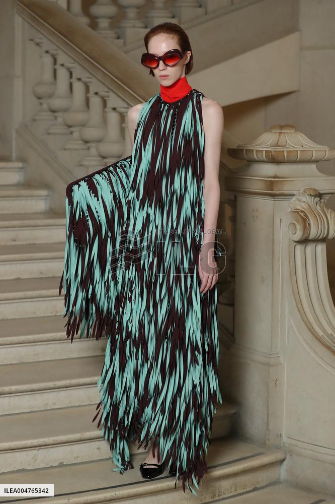 PFW - Maitrepierre Runway