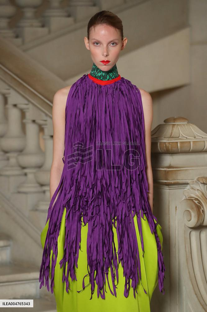 PFW - Maitrepierre Runway