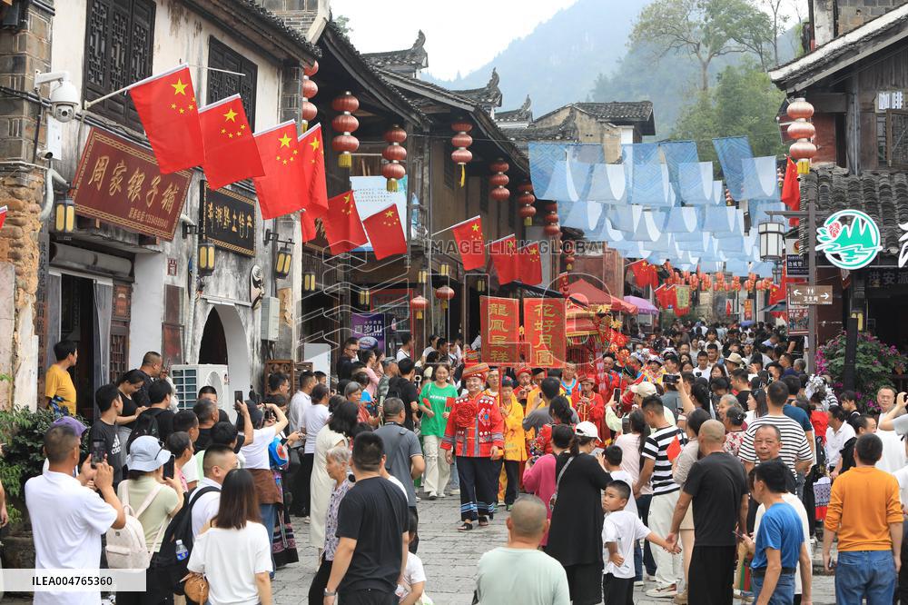 Cultural Tourism During National Day In China - China