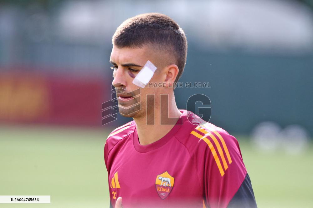 CALCIO - UEFA Europa League - AS Roma - Training and Press Conference