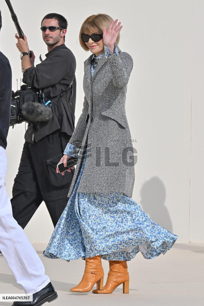 PFW Dior Outside Arrivals