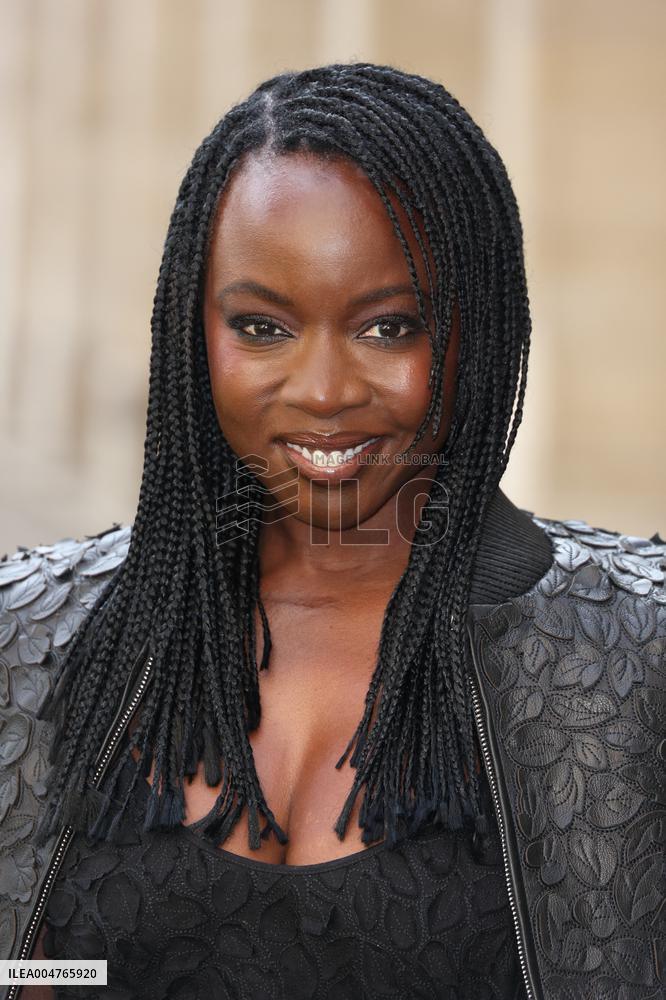 PFW - Gabriela Hearst Photocall