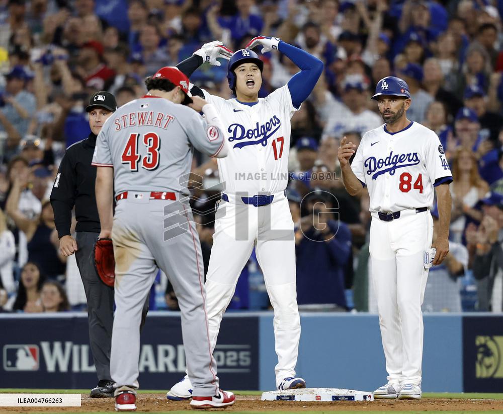 Baseball: Wild Card Series between Reds and Dodgers