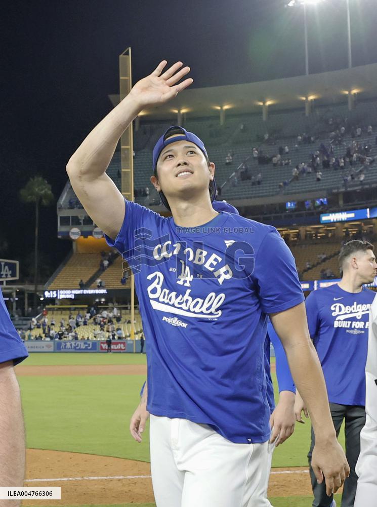 Baseball: Wild Card Series between Reds and Dodgers