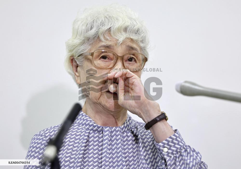 Abductee Megumi Yokota's mother meets press