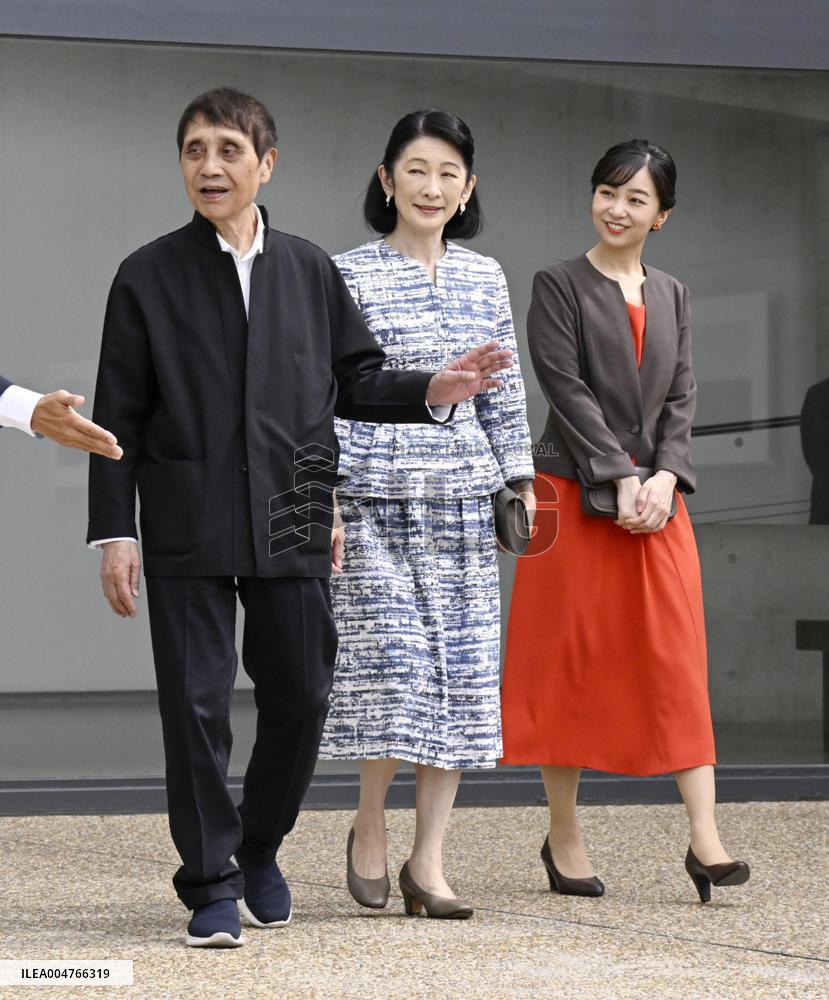 Crown princess visits museum on art island