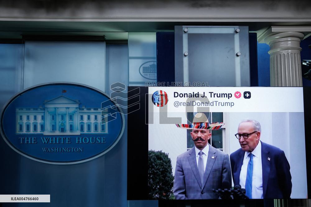 DC: White House Loops AI Generated Fake Video in Briefing Room