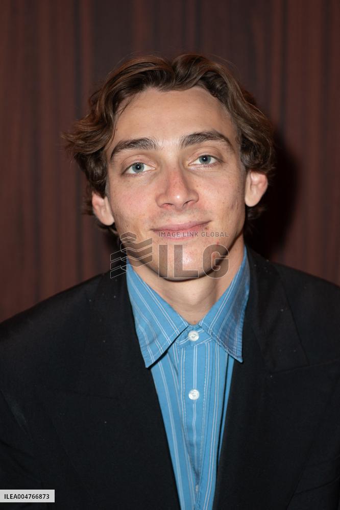 PFW Acne Studios Front Row