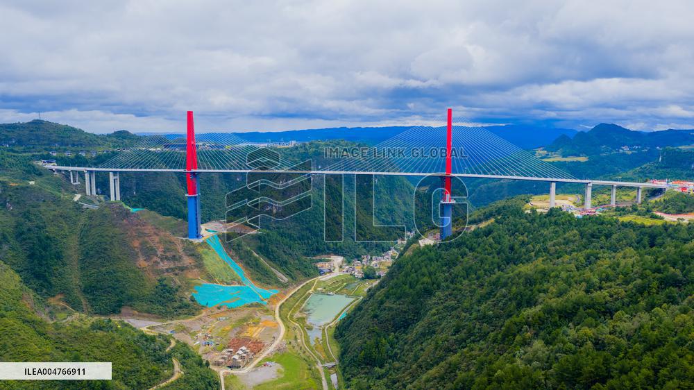 World's First Mountain Canyon Landscape Bridge