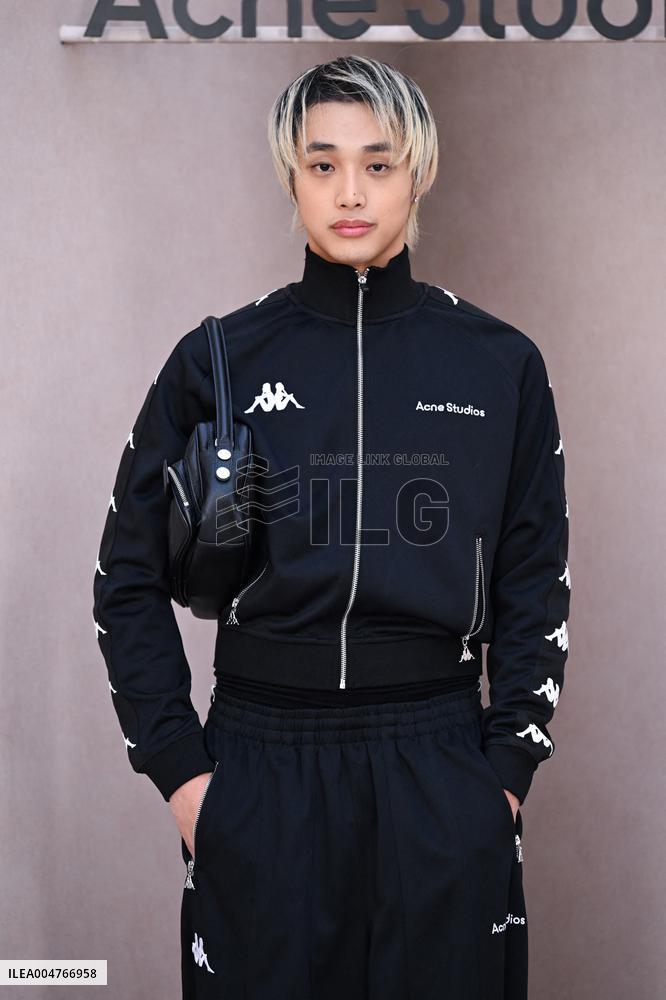 PFW Acne Studios Photocall