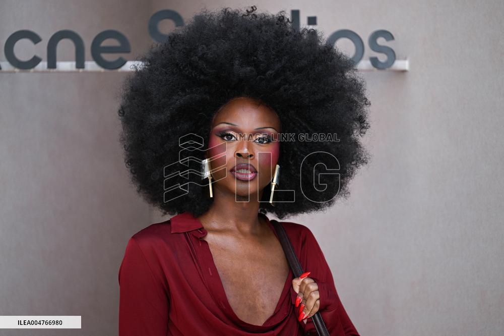 PFW Acne Studios Photocall