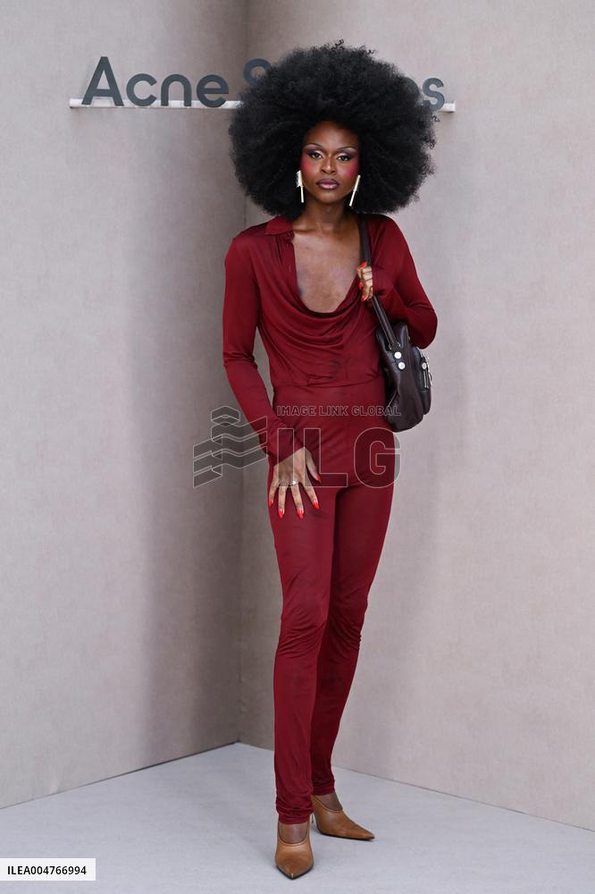 PFW Acne Studios Photocall