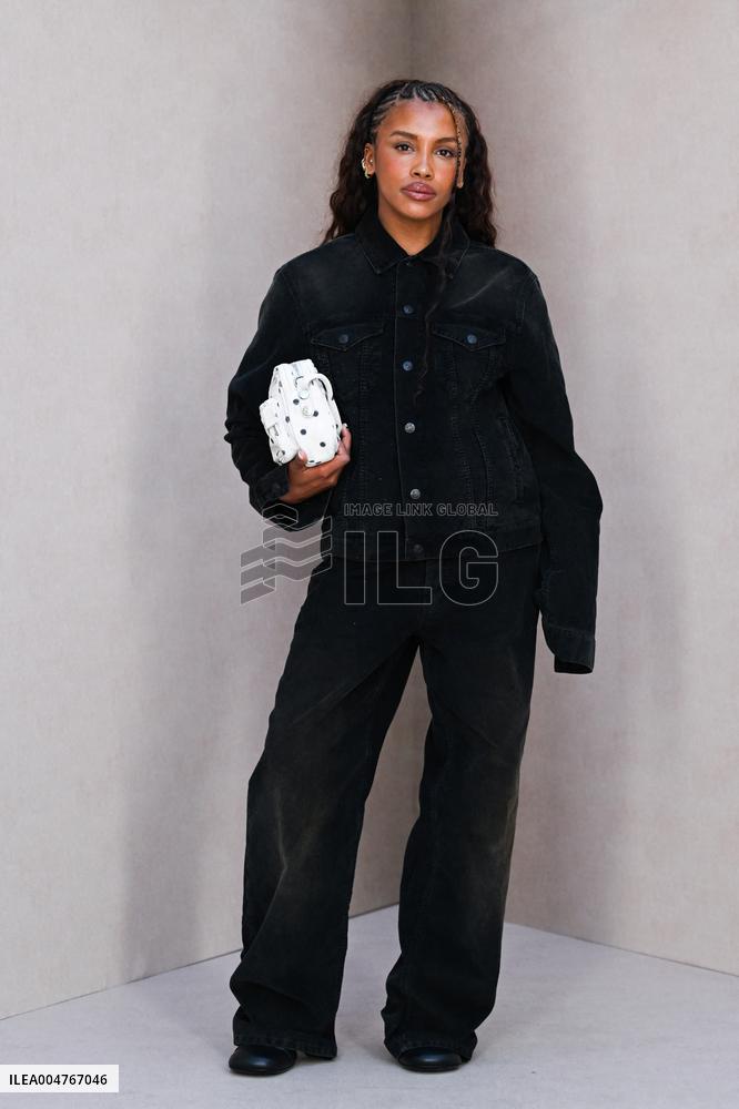 PFW Acne Studios Photocall